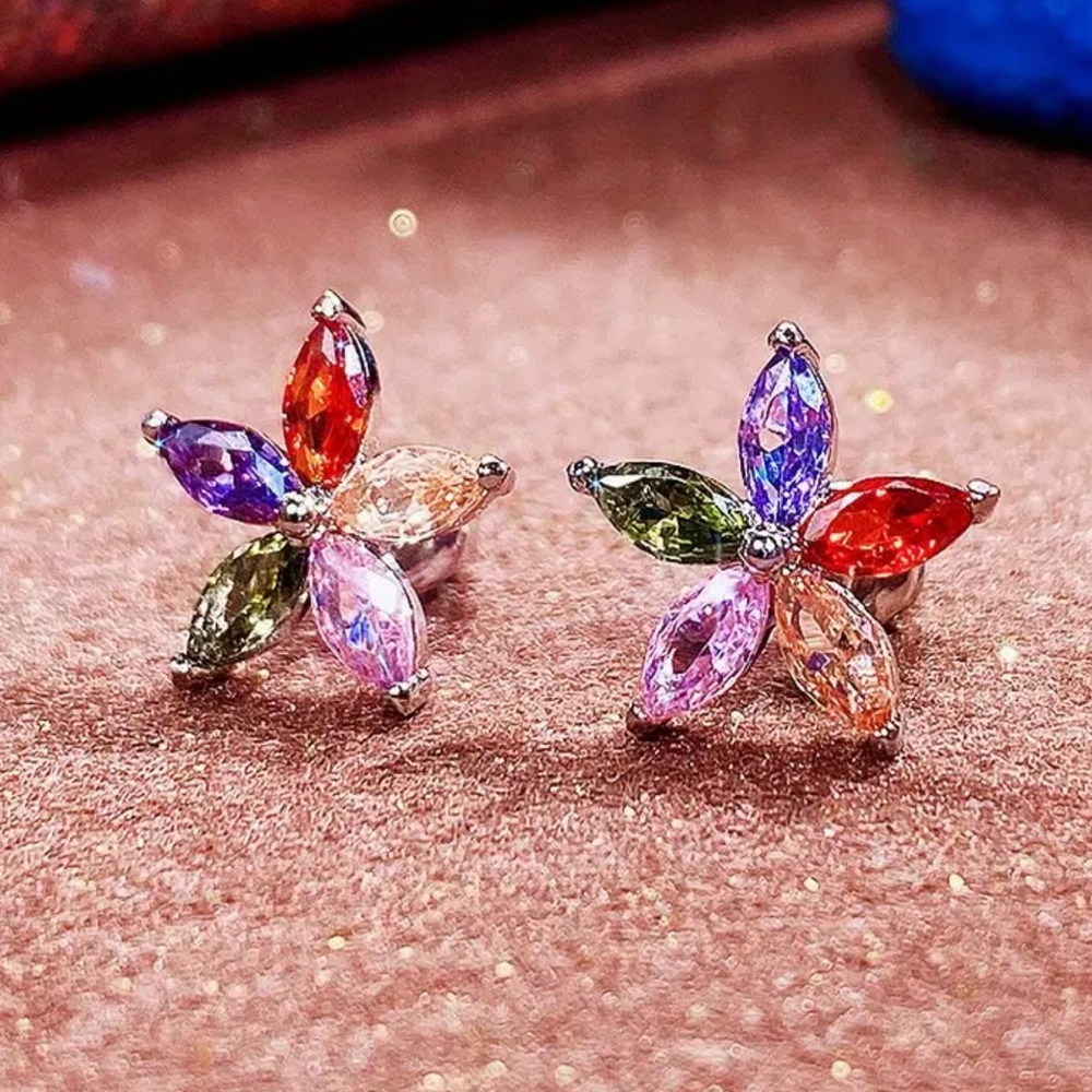 ⭐️Colorful Cz Diamond Star Post Back Earrings